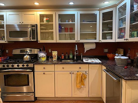 5th image of 646 19th St #1A