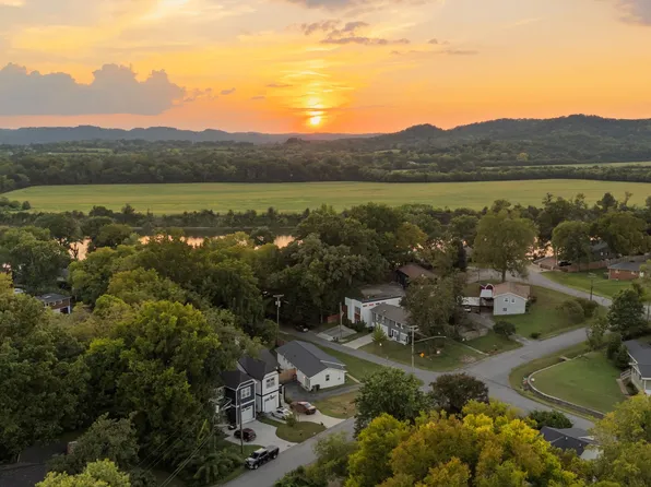 308 Sunliner Dr, Nashville, TN 37209