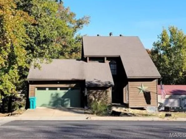 405 E Bittersweet Dr, Gerald, MO 63037