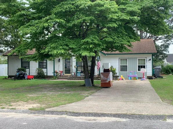 6209 Rustic Rdg, Hope Mills, NC 28348