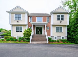 154 Bedford St, Abington, MA 02351