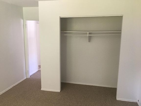 4th image of 431 Mountainview Ave #1
