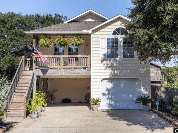 236 W Walker St, Kill Devil Hills, NC 27948