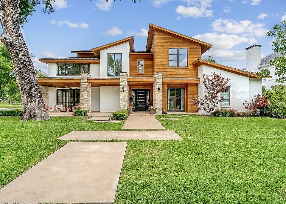 1st image of 4220 Harlanwood Dr
