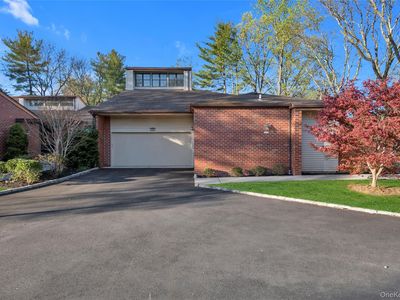 115 Eagles Crescent, Manhasset, NY, 11030