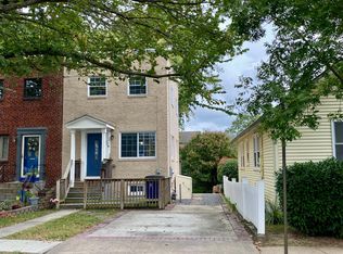 512 E Bellefonte Ave #A, Alexandria, VA 22301