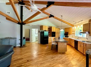 2130 State Route 30 S, Poultney, VT 05764
