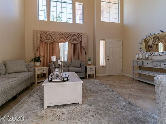 4th image of 9031 Debonair Ct