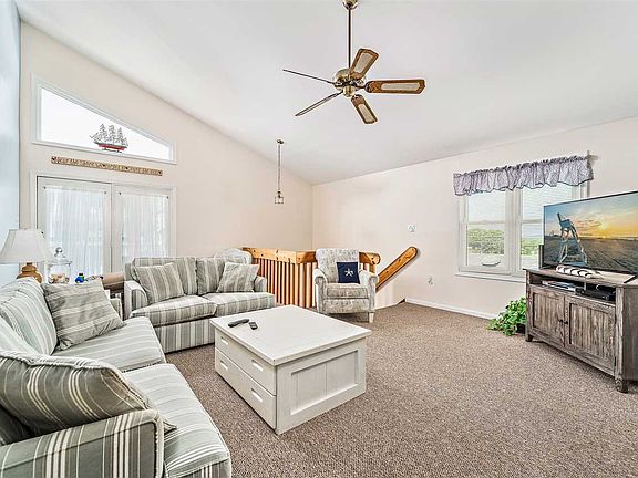 3rd image of 141 49th St #West