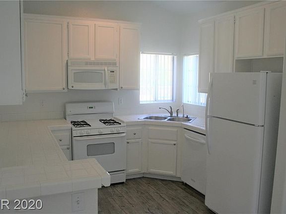 2nd image of 75 N Valle Verde Dr APT 724