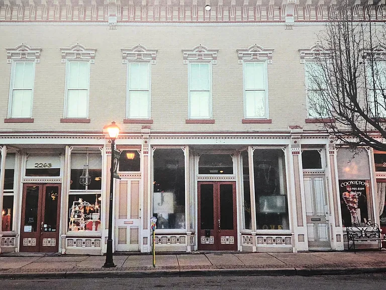 2259 Market St — Photo 1