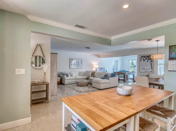 206 SE Wentworth Drive, Stuart, FL 34996