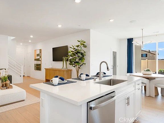 4th image of 1736 Eagle Rd