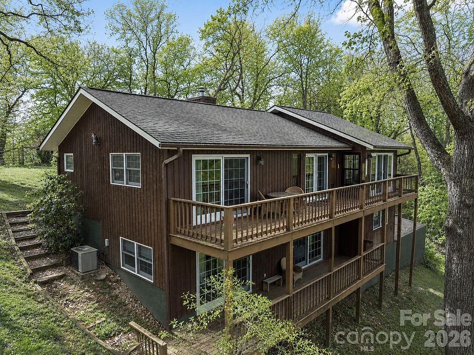 1st image of 415 Treetop Ln