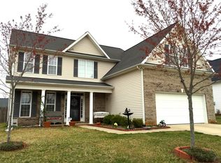 728 Eagle Point Dr, Kernersville, NC 27284
