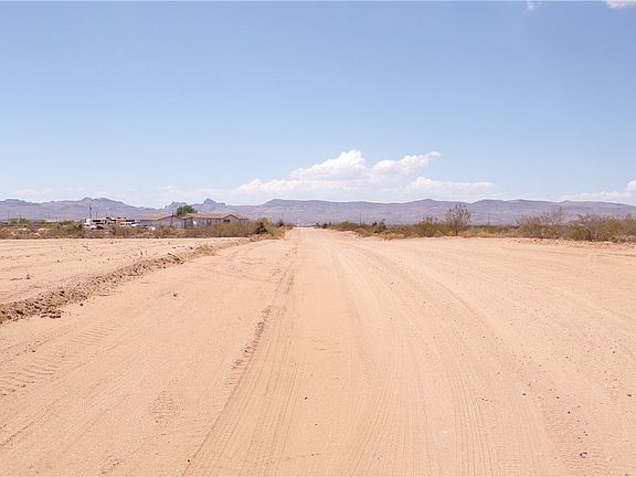 3rd image of 306-04-029N N Santa Maria