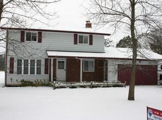 886 S Romanda St, Midland, MI 48640