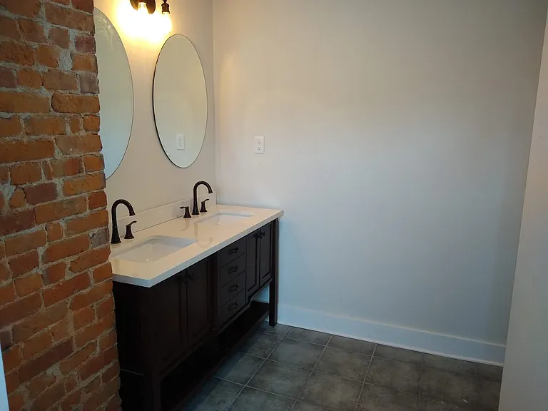 115 Dakota Ave — Photo 8