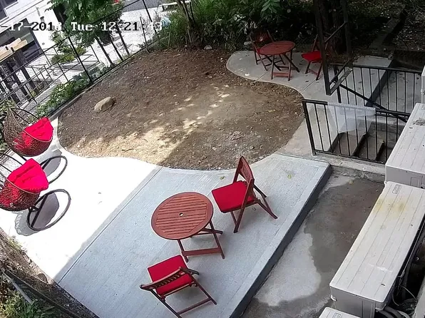 331 Vernon Avenue image 9 of 9