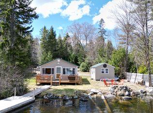 37 Petite Dr, Lincoln, ME 04457