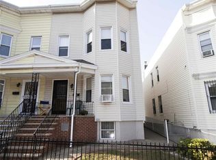 39 Seeley St, Brooklyn, NY 11218