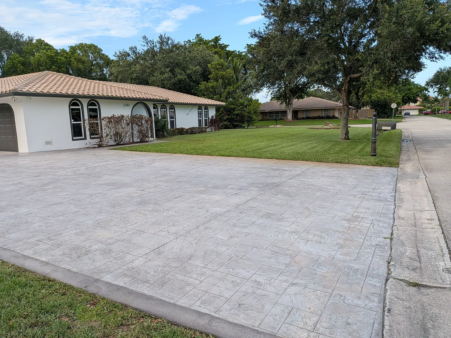 4 bed, 2447 sqft, $4,795 — Photo 3