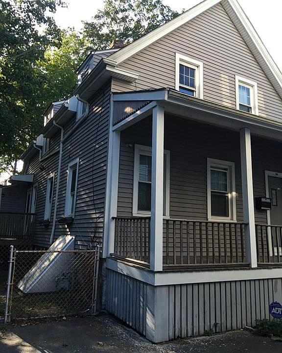 2nd image of 87 S 6th St