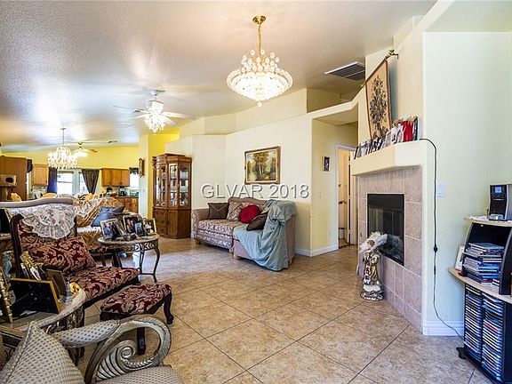 4th image of 2022 Pink Coral Dr