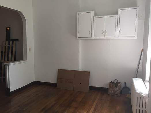 5th image of 408 E 118th St #2