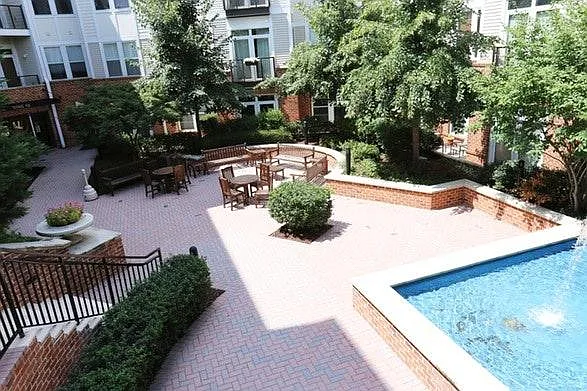 1391 Pennsylvania Ave SE #452 — Photo 19