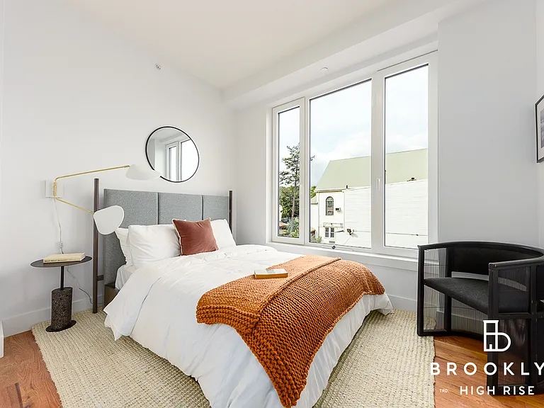 2667 Fulton St #3P — Photo 7