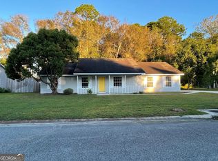 204 Old Pond Dr, Kingsland, GA 31548