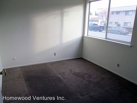 5th image of 2095 Radio Ave APT 9