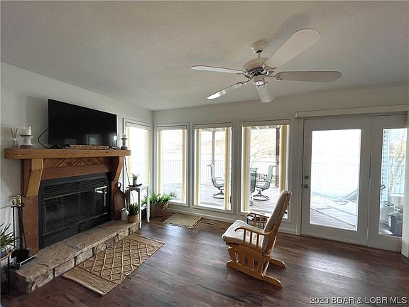 4th image of 1181 Buckingham Dr Unit 3