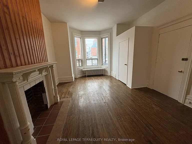 124 Baldwin St #101 — Photo 1