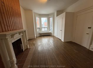 124 Baldwin St #101, Toronto, ON M5T1L6