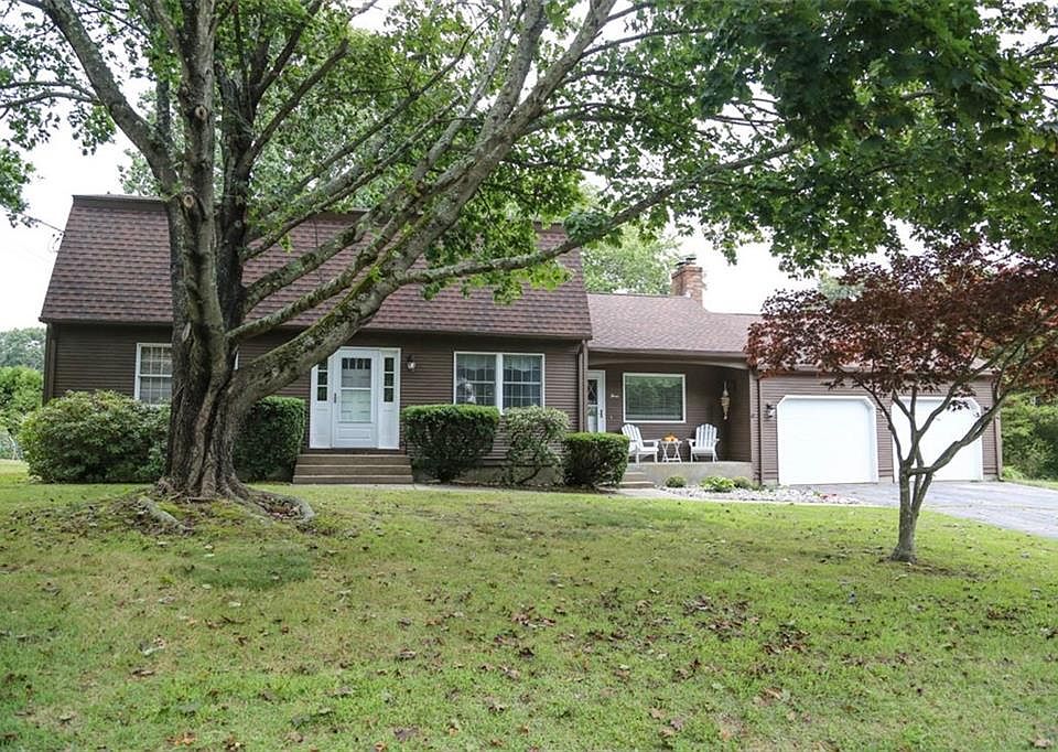 1st image of 3 Lakeside Dr