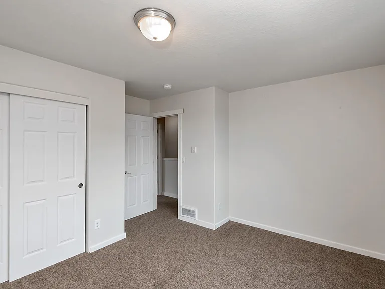 15423 NE Alton St — Photo 10