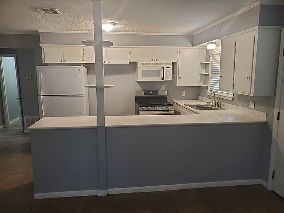 5th image of 120 Currell Ln