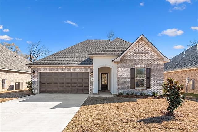 1st image of 553 Claiborne Trails Dr