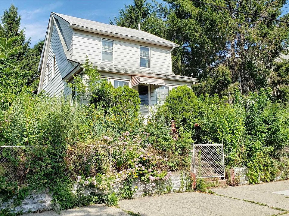2nd image of 12-48 117th St