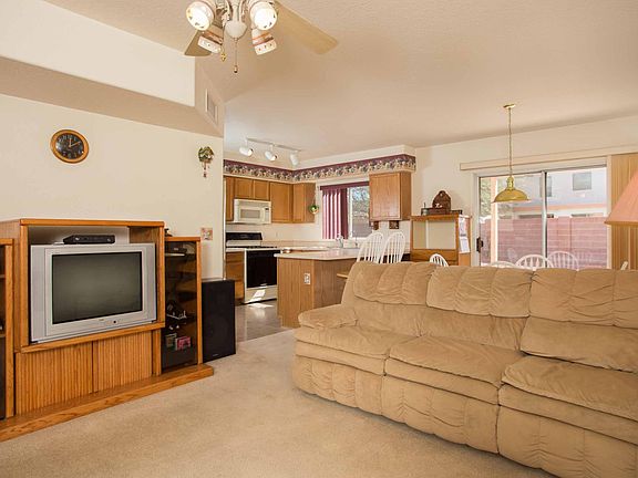 2nd image of 8840 N Willeta Dr