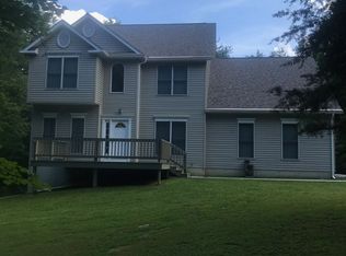 31231 Deerfield Dr, Logan, OH 43138