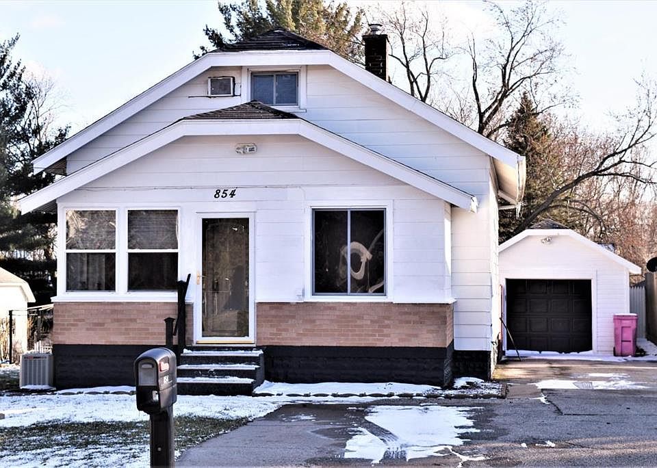 1st image of 854 Cogswell St NW