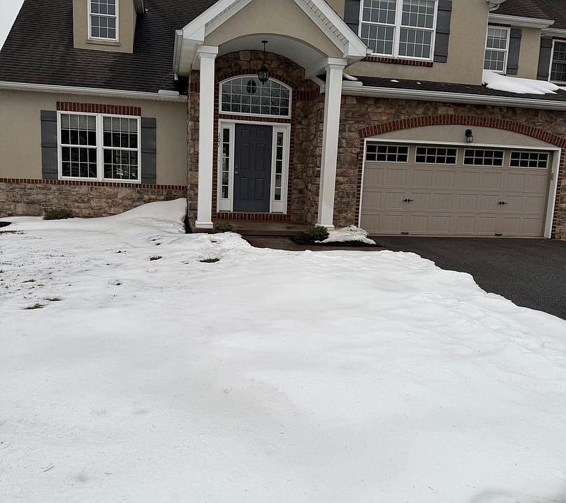 1st image of 101 Baneberry Ln