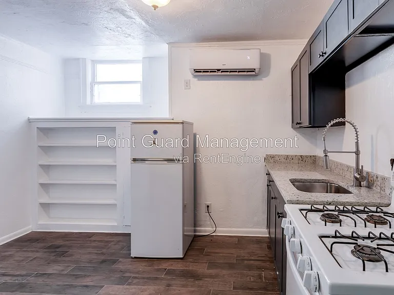 1318 N Robinson Ave — Photo 26
