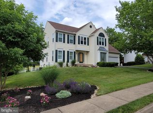 8630 Mountainview Ave, Marshall, VA 20115