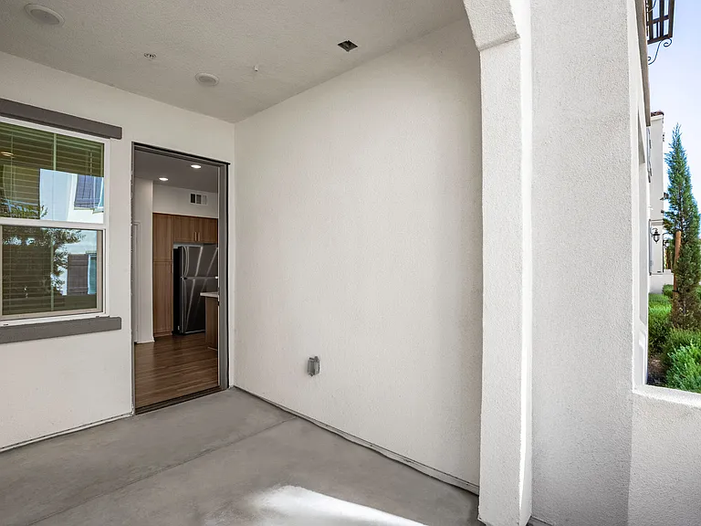 The Hawthorne — Photo 12