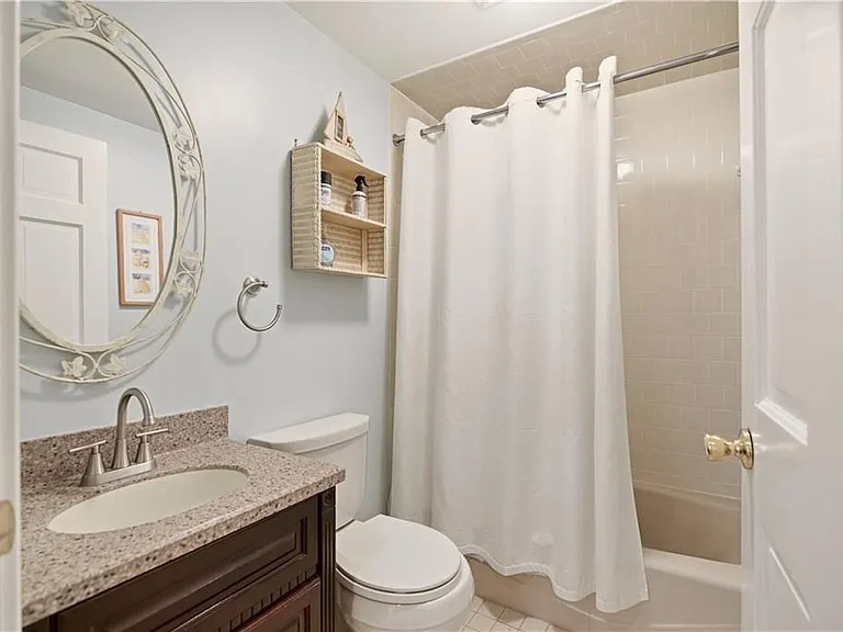 158 Narragansett Ave #I — Photo 13