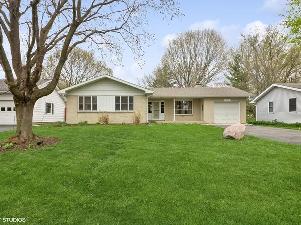49 W Amber Ave, Cortland, IL 60112